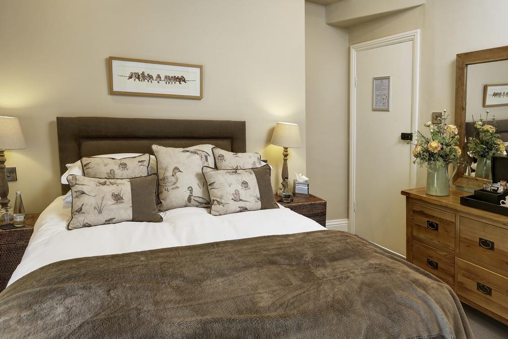 Falcon Manor Hotel Сеттл Номер фото